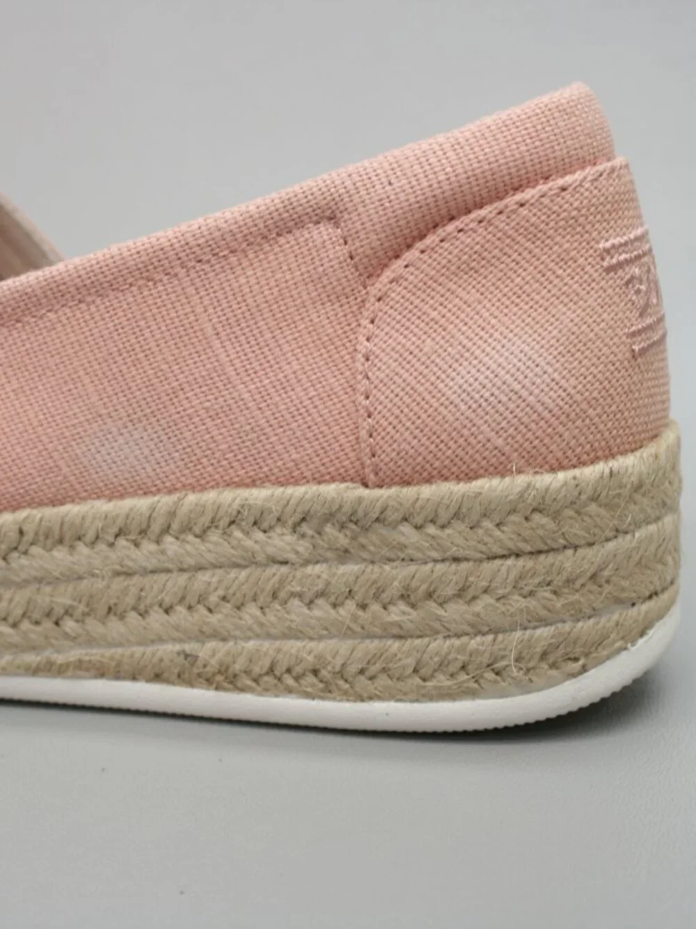 Skechers Bobs Ladies 7.5 Highlights 2.0 Fairy Duster Blush Pink Jute Wedge Shoes